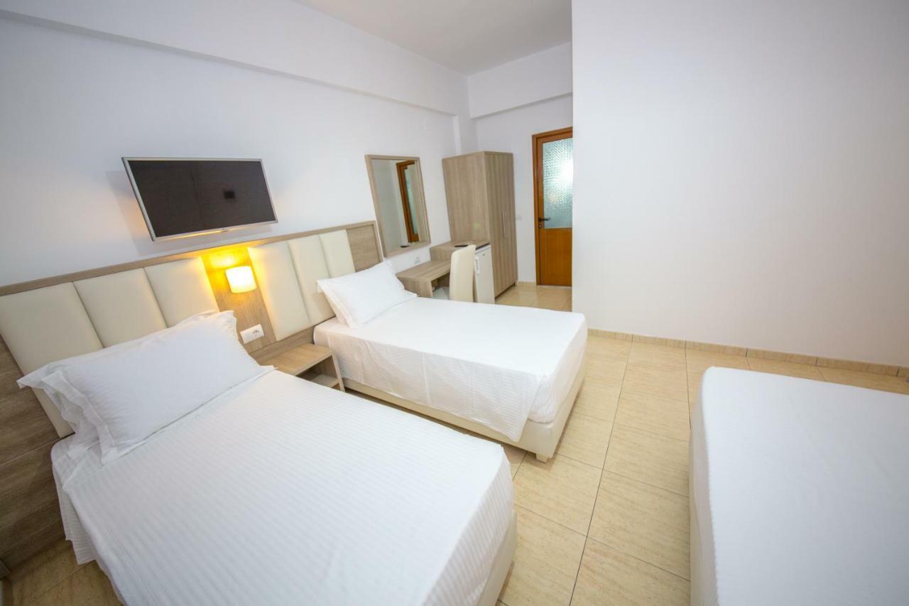 Hotel Alina Sarandë Eksteriør bilde