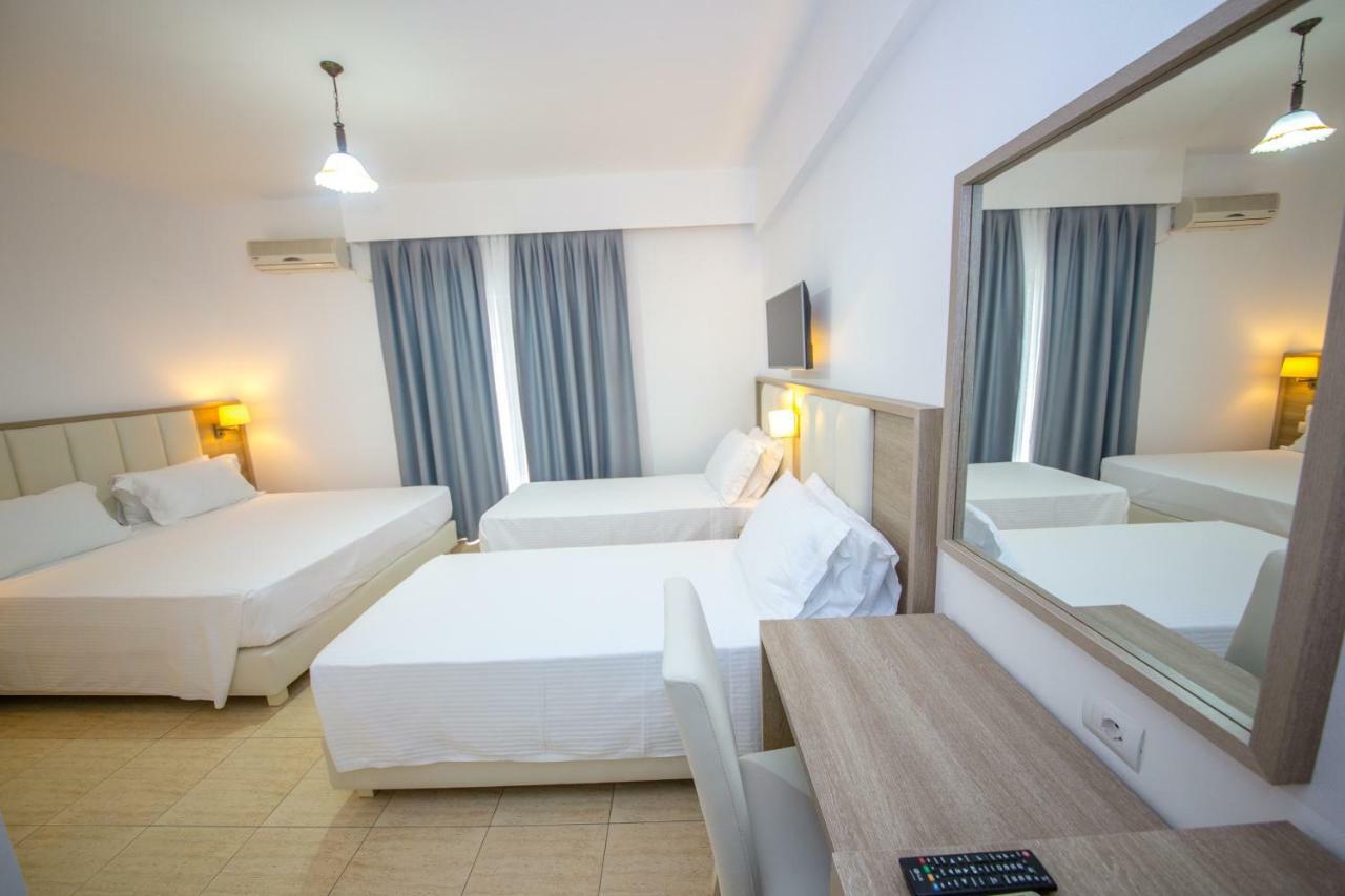 Hotel Alina Sarandë Eksteriør bilde