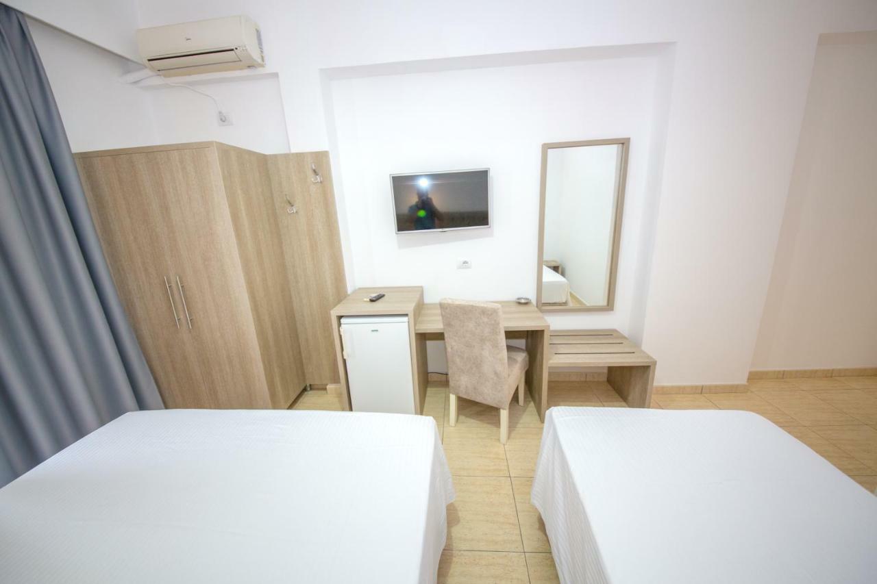 Hotel Alina Sarandë Eksteriør bilde