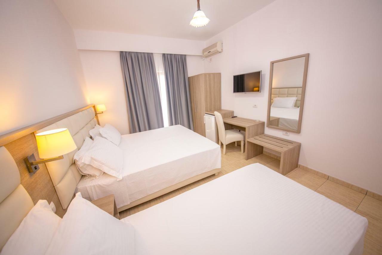 Hotel Alina Sarandë Eksteriør bilde