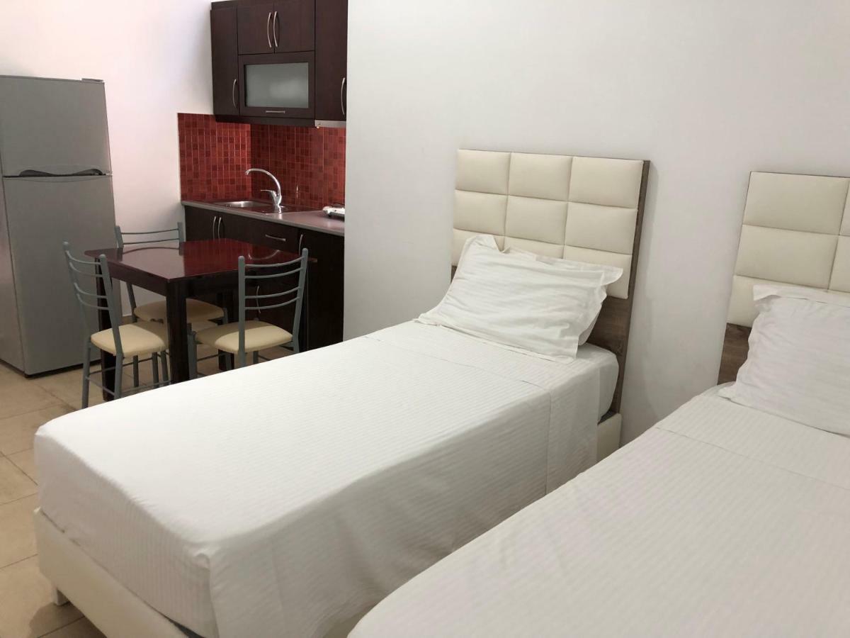 Hotel Alina Sarandë Eksteriør bilde